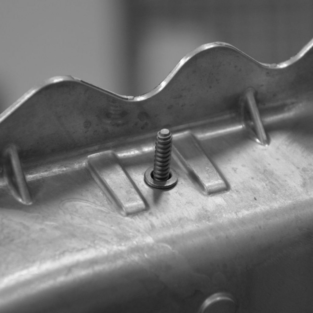 Assembly of structural rivet